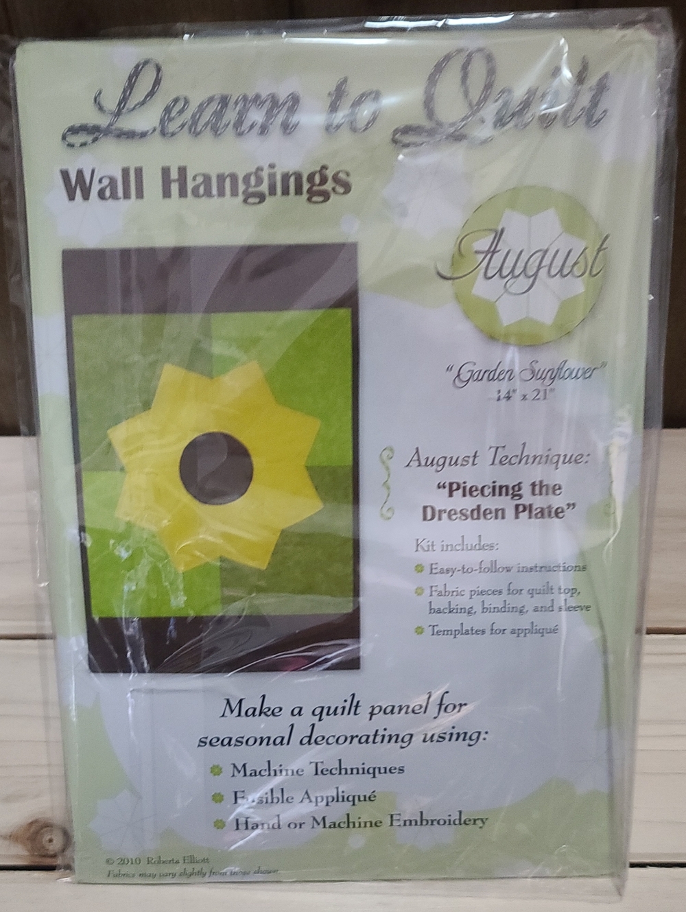 Learn to Quilt Wall Hanging - August Garden Sunflower in Green & Yellow